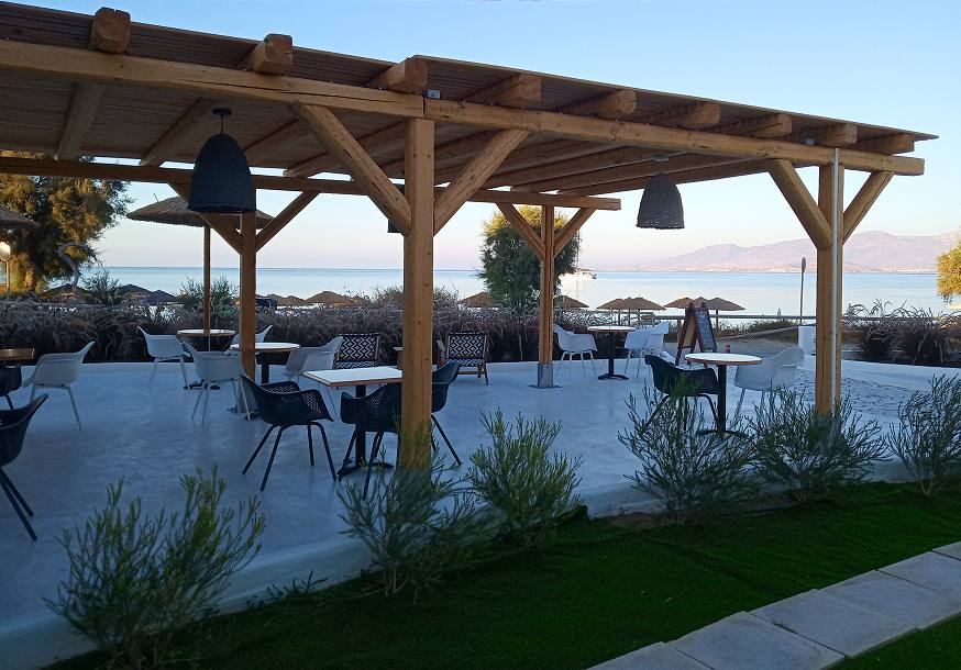 Naxos Beach Cafe in Agia Anna